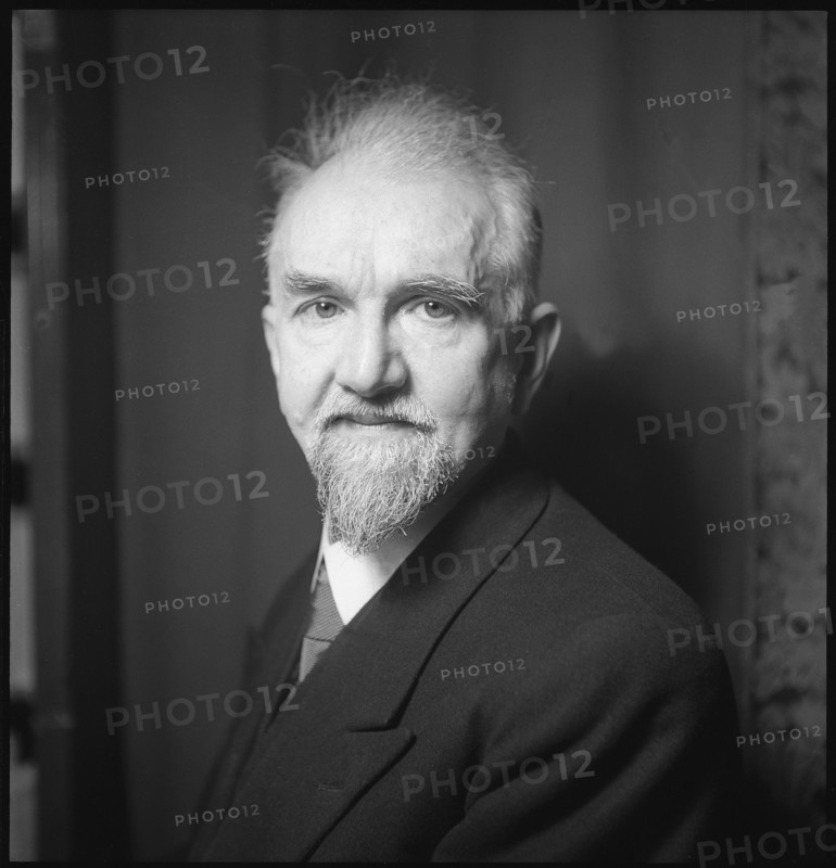 Professor Willy Corswant, Neuchv¢tel 1943 .