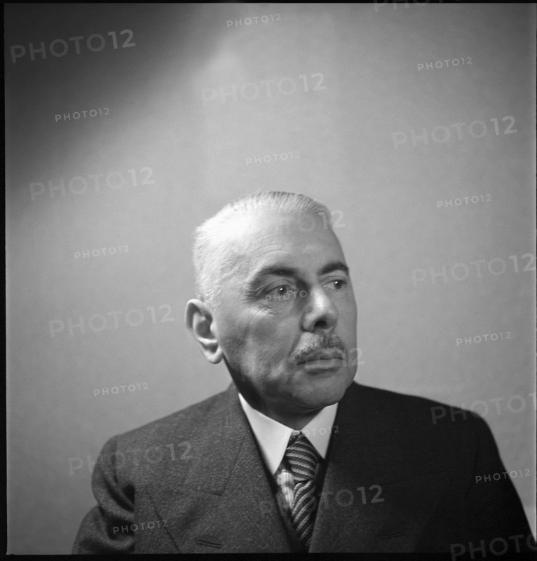 Prof. Dr. Isaak Abelin, Berne 1943