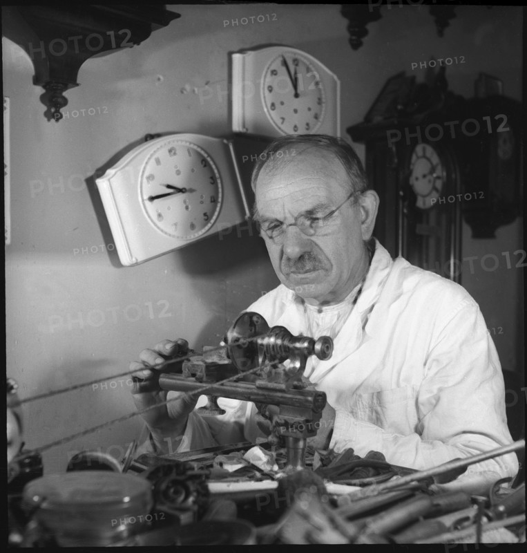 Clockmaker G. Jehle, Zurich ca. 1950 .