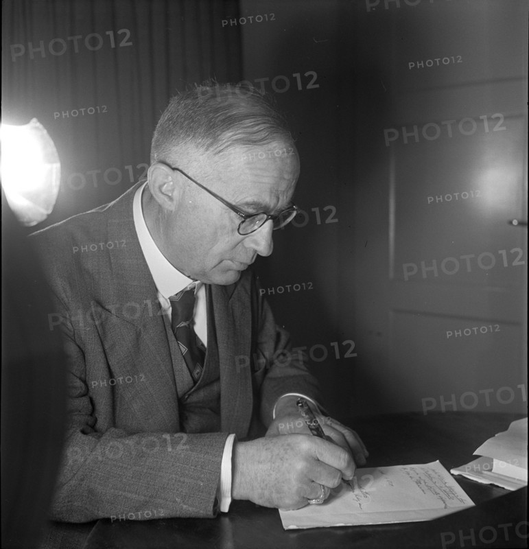 Prof. Dr. phil. Konrad Escher, Zurich 1942