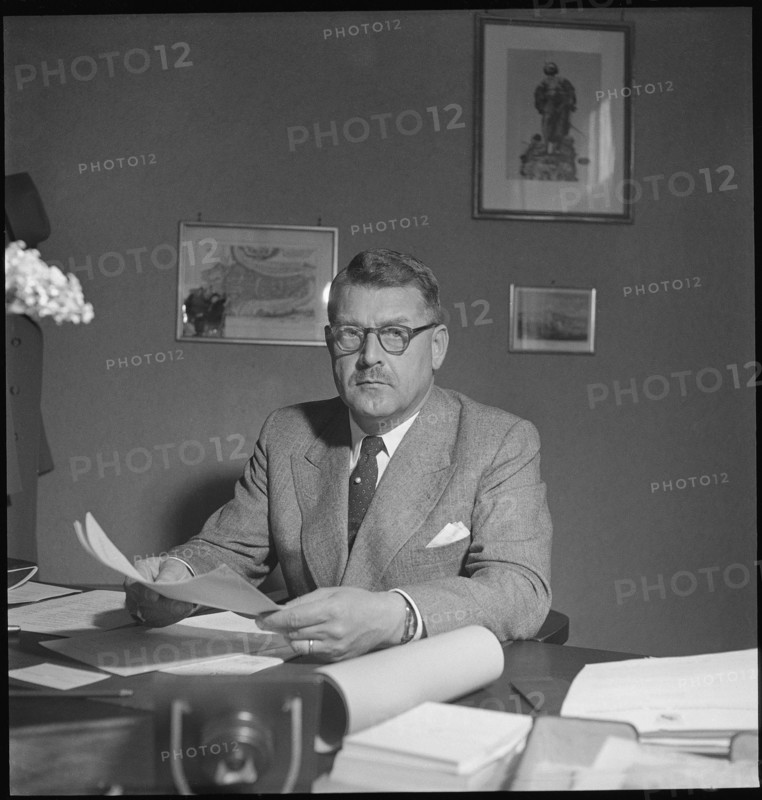 Walter H. Rubli, Managing director tourist office Berne 1948.