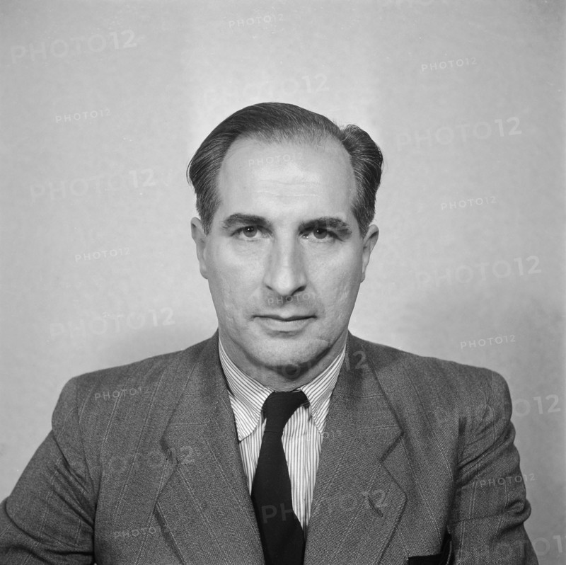 Helmut Schilling, writer and teacher, ca. 1960 .