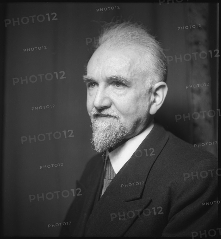 Professor Willy Corswant, Neuchv¢tel 1943 .
