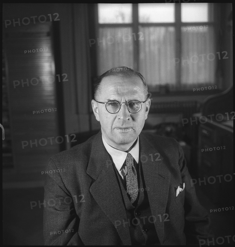 Dr. Walter Corrodi, Zurich 1948 .