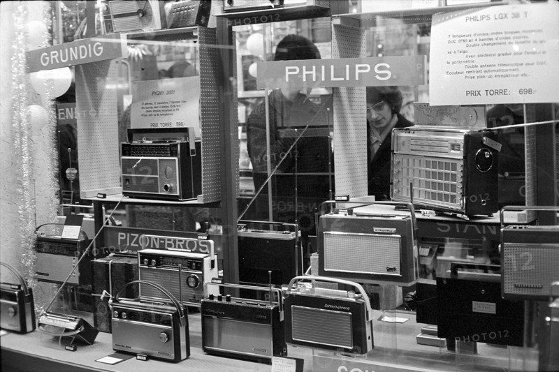 Radios in a shop window, 1973 .