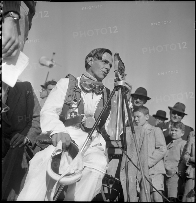 Parachutist Willy Ammann ca. 1950