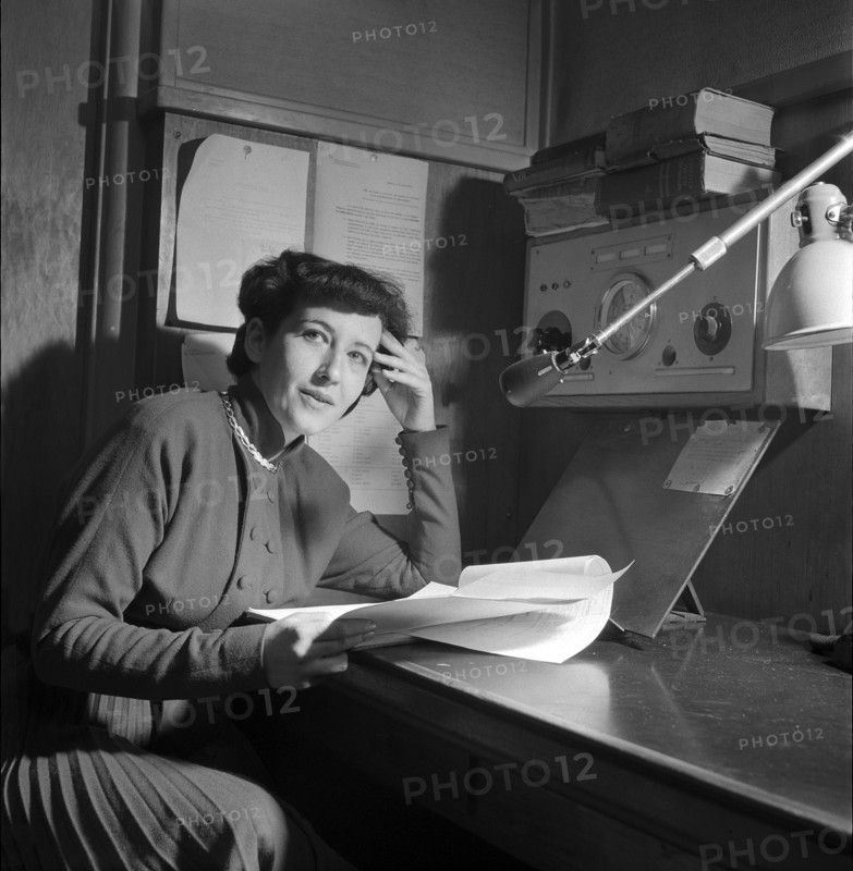 Lyne Anska, radio speaker. Geneva ca. 1950