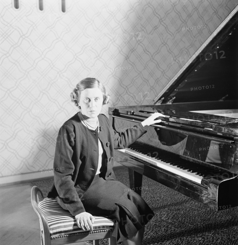 Olga Daragan, pianist 1960