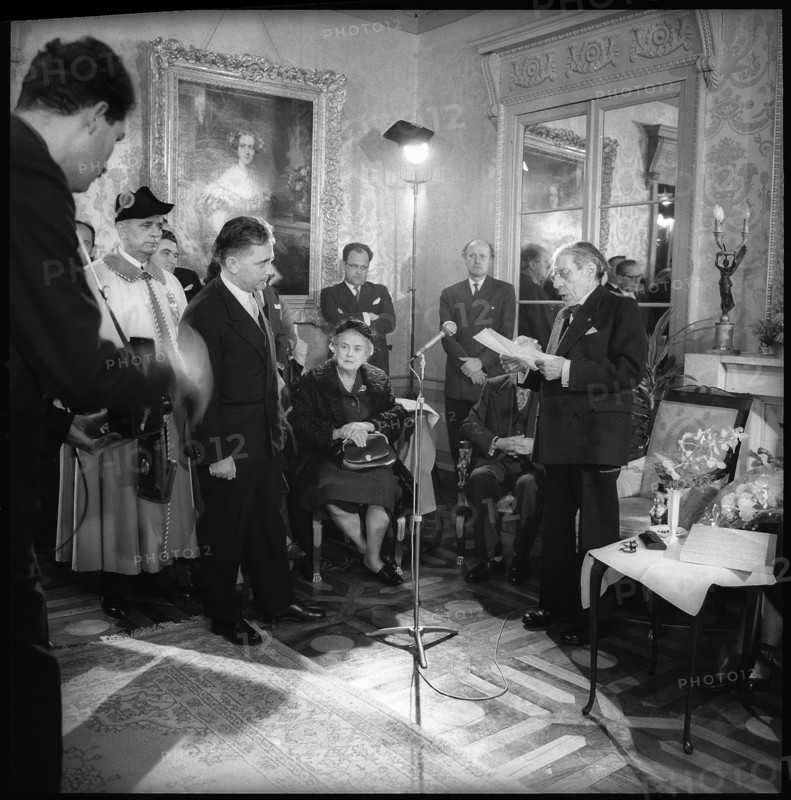 G.-A. Chevallaz, Alfred Cortot at microphone, honorary citizen Lausanne 1959