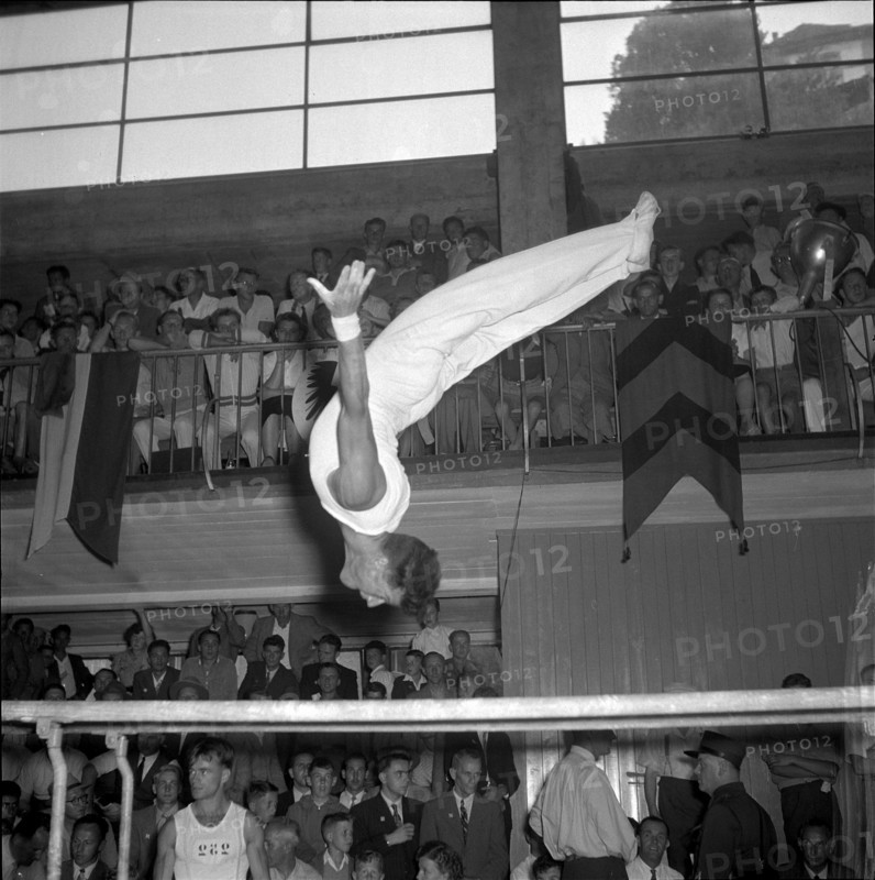 Jean Tschabold, gymnast 1942