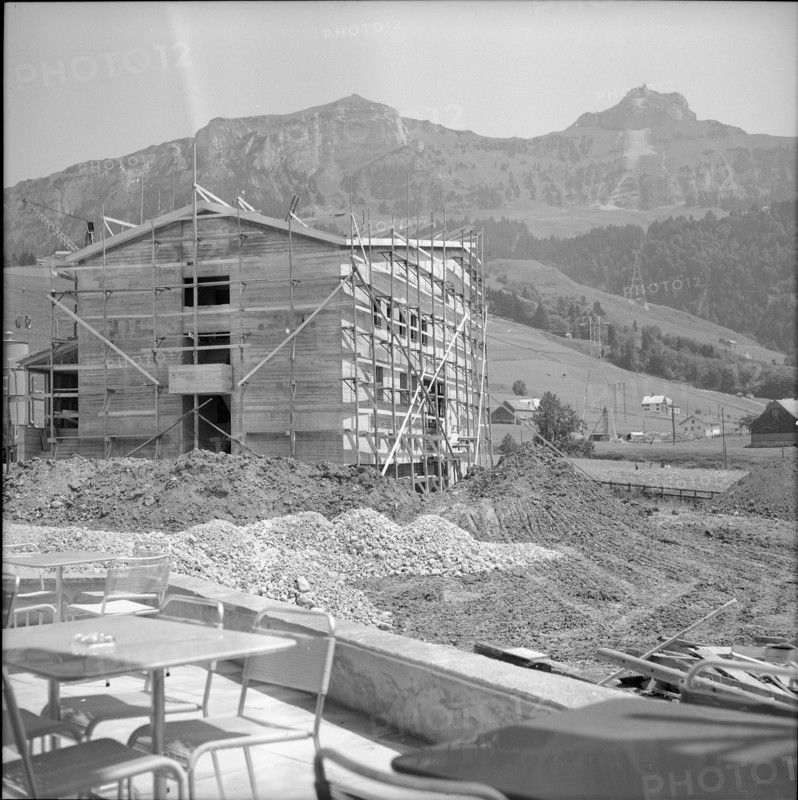 Putting up the cableway to the Hoher Kasten, 1964.