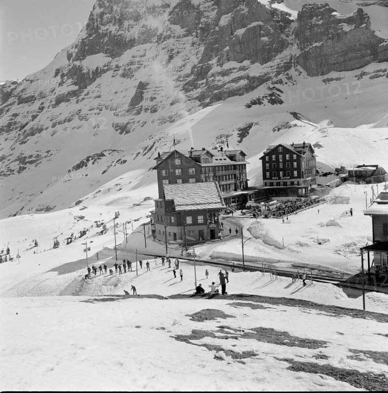 Kleine Scheidegg, Hotel Bellevue des Alpes, 1950.