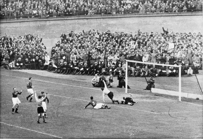 International match Holland - Switzerland, Amsterdam, 1953.