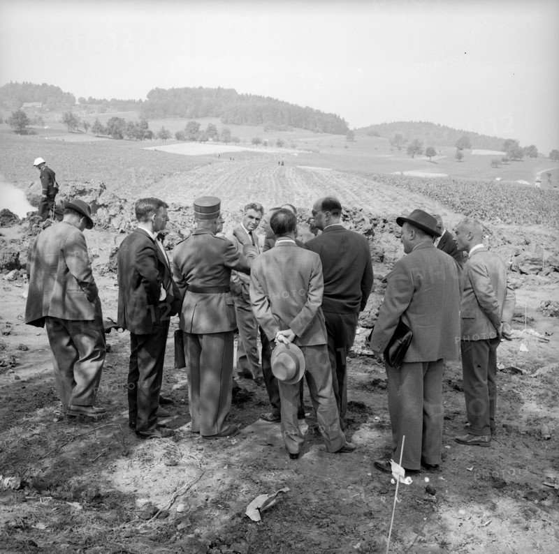 Caravelle crash Durrenasch 1963: investigator briefing.