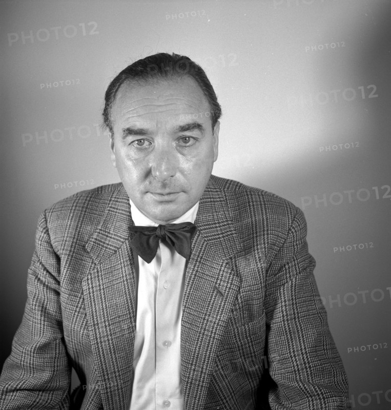 Dr. Friedrich Schramm, director of Basle municipal theatre; Basel 1950.