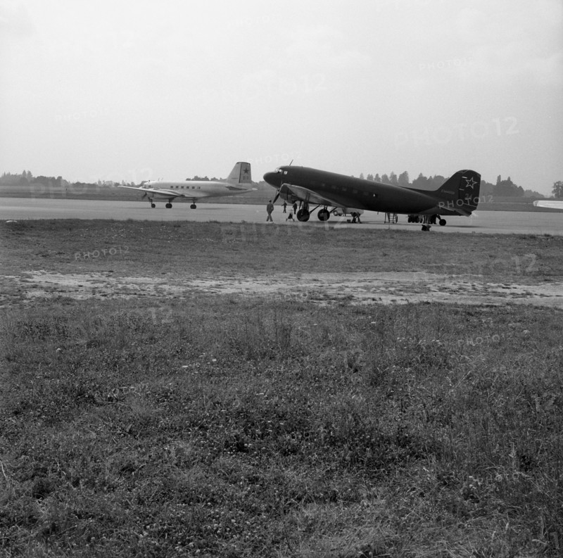 Geneva Summit, russian airplanes in Cointrin,  1955.