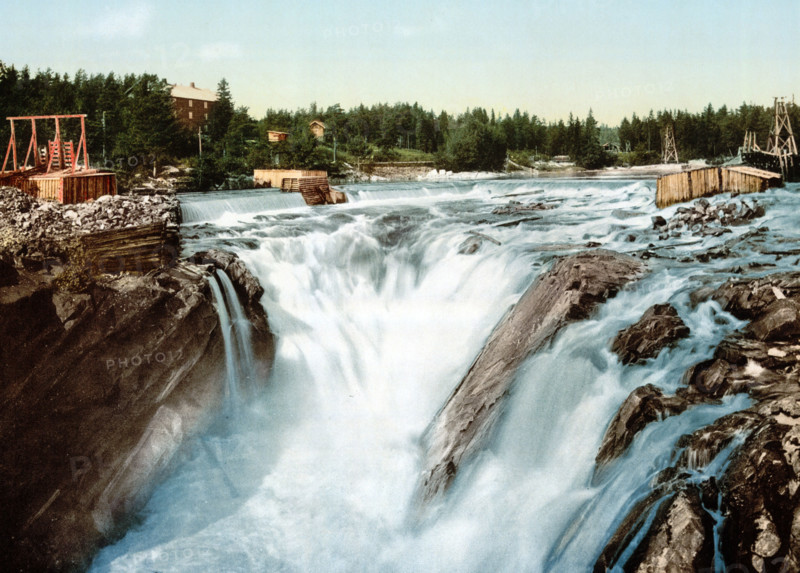 Hofsfossen With Honefos Waterfall