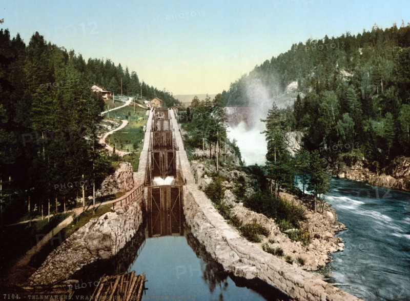 Vrangfoss lock on the Bandak-Nordsjo Canal, today known as the Telemark Canal, Telemark Canal, Norway, circa 1895, Historical, digitally restored reproduction from an original from the 19th century.