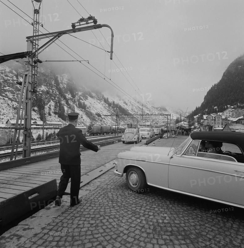 Easter Traffic in Goeschenen, 1959.