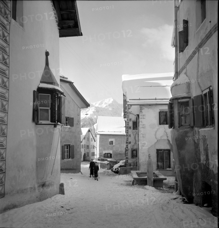 Mountain village Guarda on the first day of 1942.