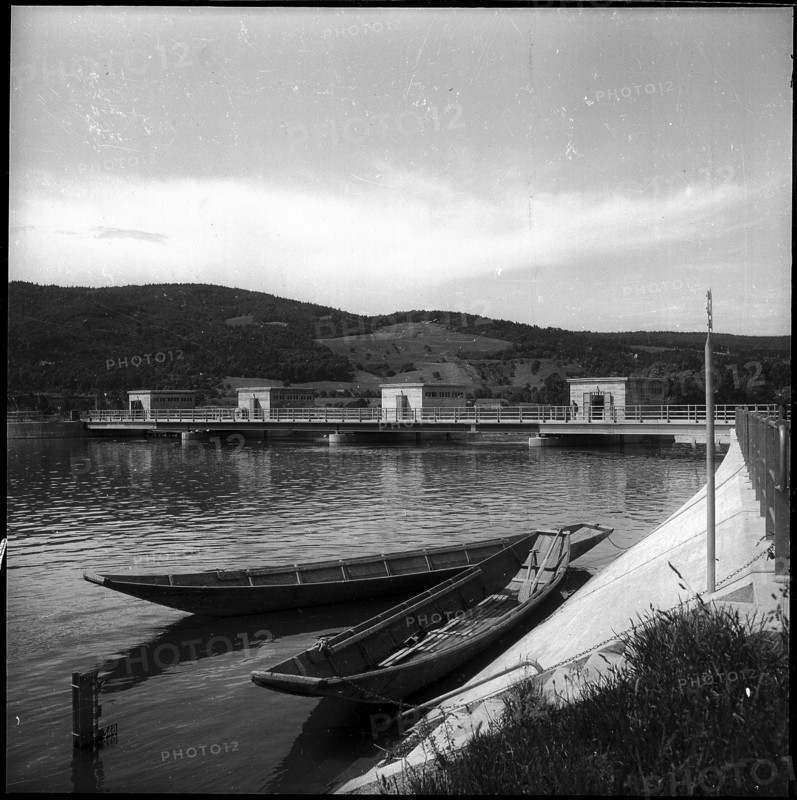 Wildegg-Brugg power station, dam 1953.