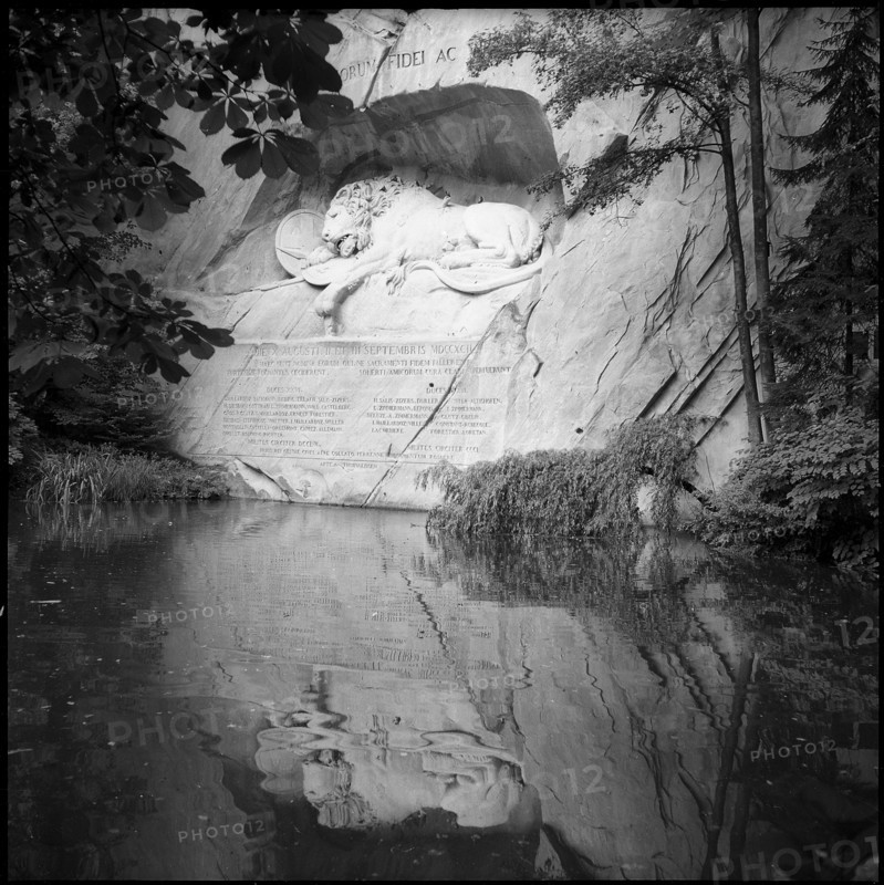 Lowendenkmal Lucerne 1953.