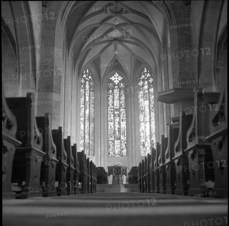 Stainde glass of Robert Schar, city church Burgdorf, 1954.