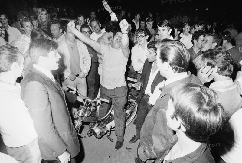Youth unrest; Globus riots.