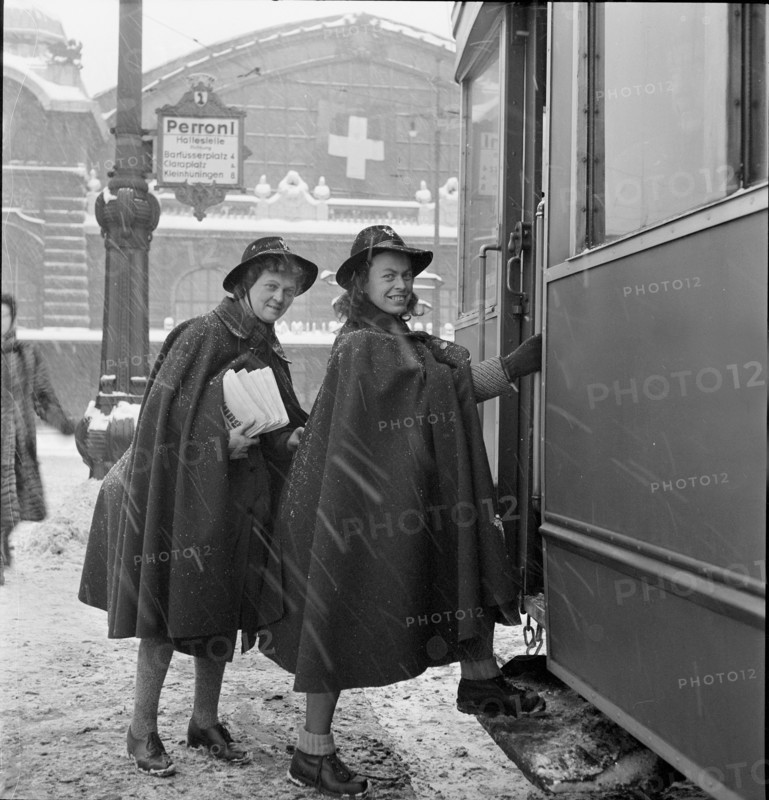 Women during World War 2; postwoman; 1940.