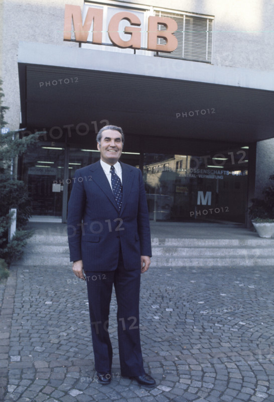 Pierre Arnold 1976.