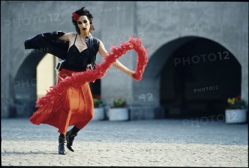 Genevieve Fallet at a dance-performance in Thoune, 1984.