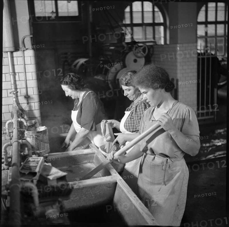 Women during World War 2; women in a laundry; 1940.