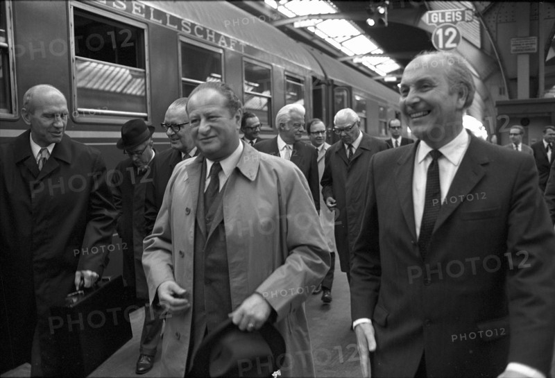 Erich Bielka, Bruno Kreisky and Rudolf Kirchschlager arriving in Zurich; 1970.