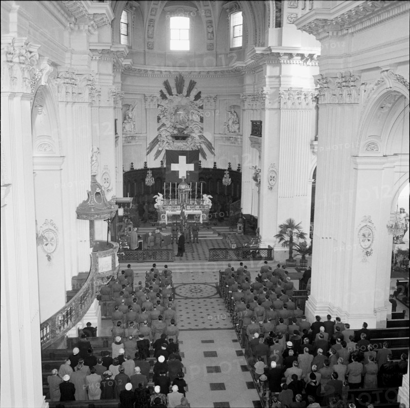Breveting military officers in Solothurn 1958.