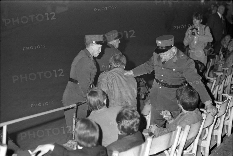 Monster concertin the 'Hallenstadion'; security 1968.