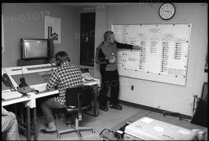 Olympic Games Lake Placid 1980: Roland Froidevaux in the radio operating centre.