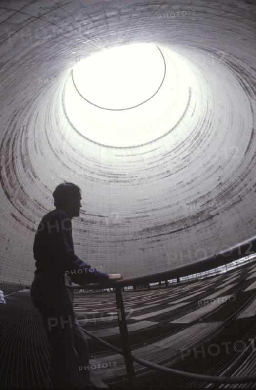 Nuclear power station Gösgen, cooling tower inside, 1980