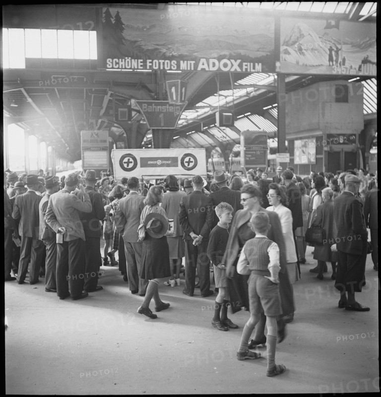 May 8th. 1945, Armistice's day: People in Zurich Main Train Station