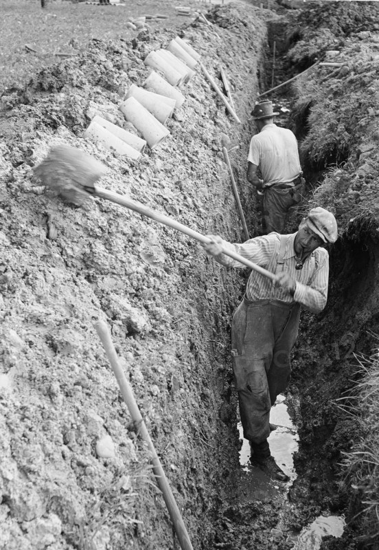 WW 2: land improvement, irrigation, drain, Uttwil 1941