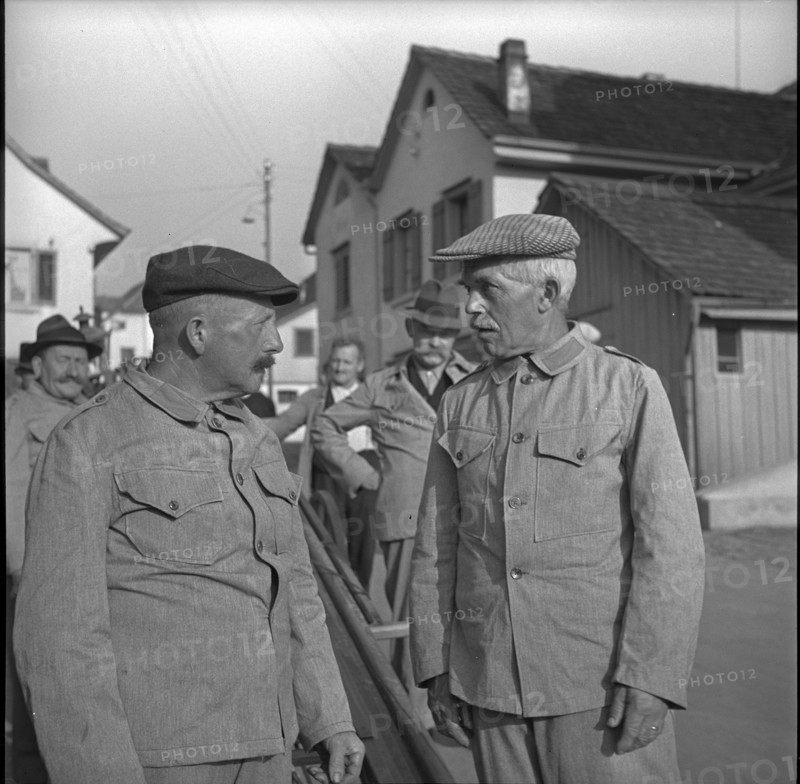 Men of the War fire brigade; 1939