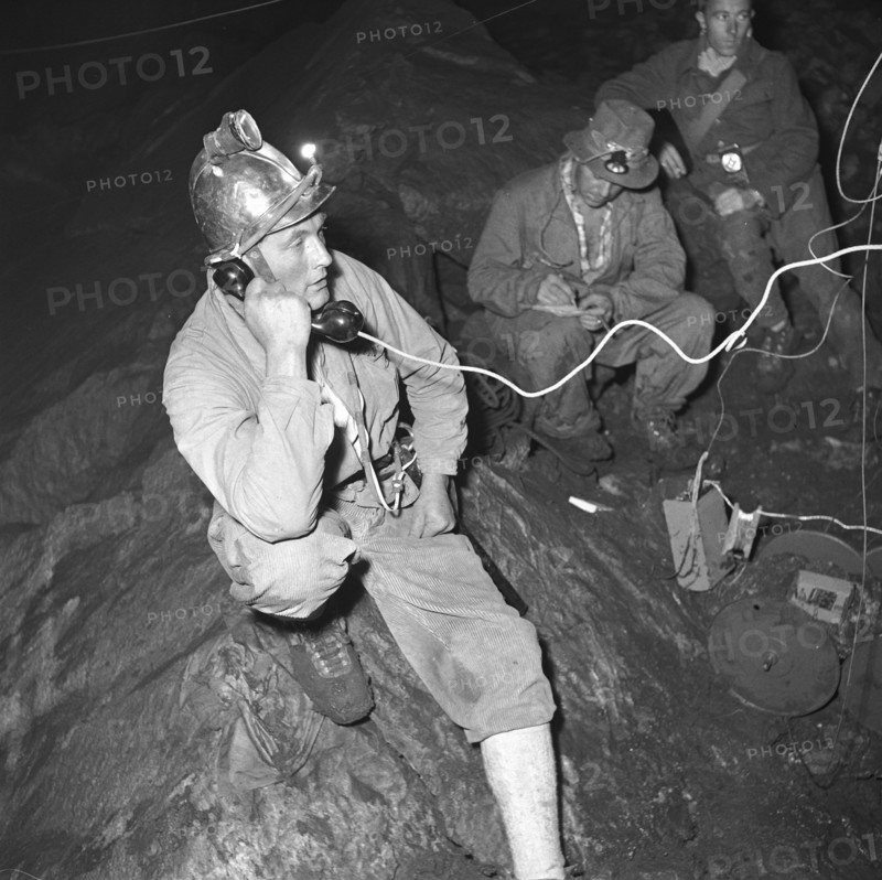 Rescue operation to save the Hölloch grottos explorers, 1952