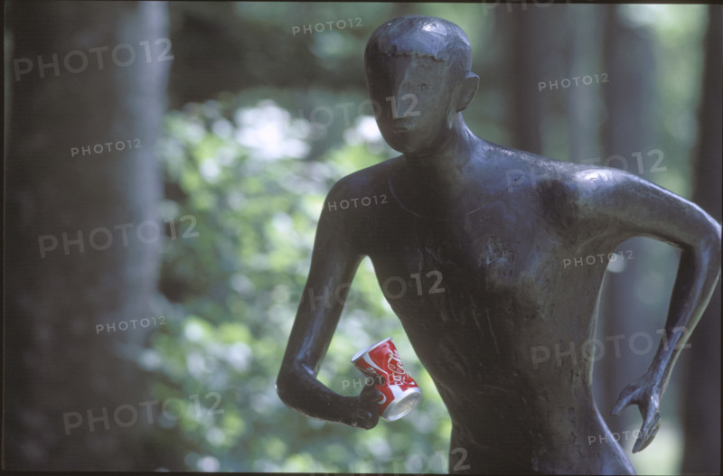 Bronze sculpture by Marcel Perincoli, 1984