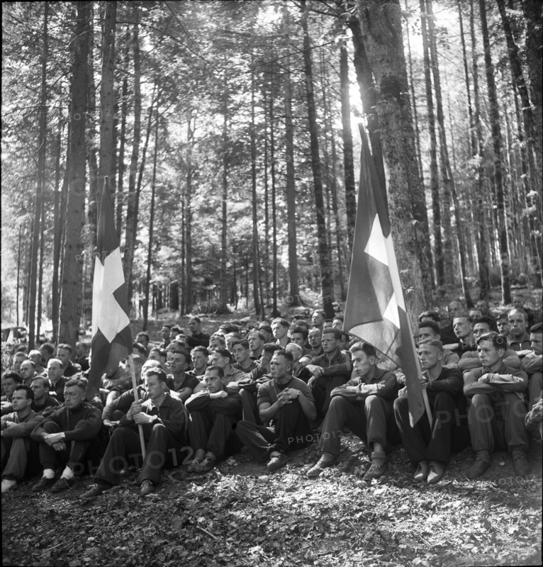Participants of a leader course of volunteer pre-instruction which is the forerunner to the organization Jugend und Sport created later.