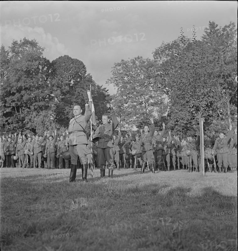 Soldiers swearing oath of allegiance; 1939