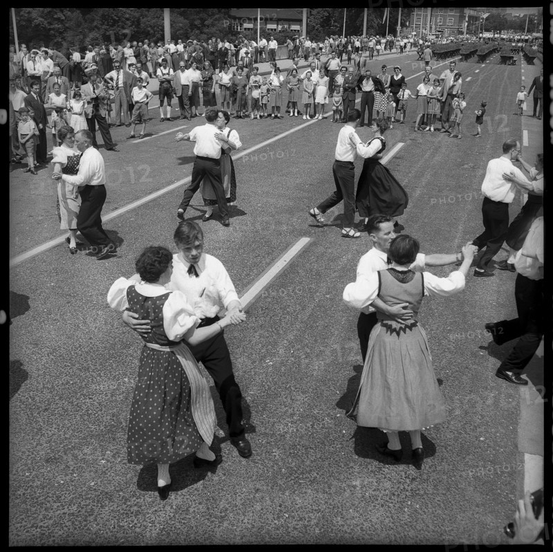 Public festival on the new St Alban bridge; 1955