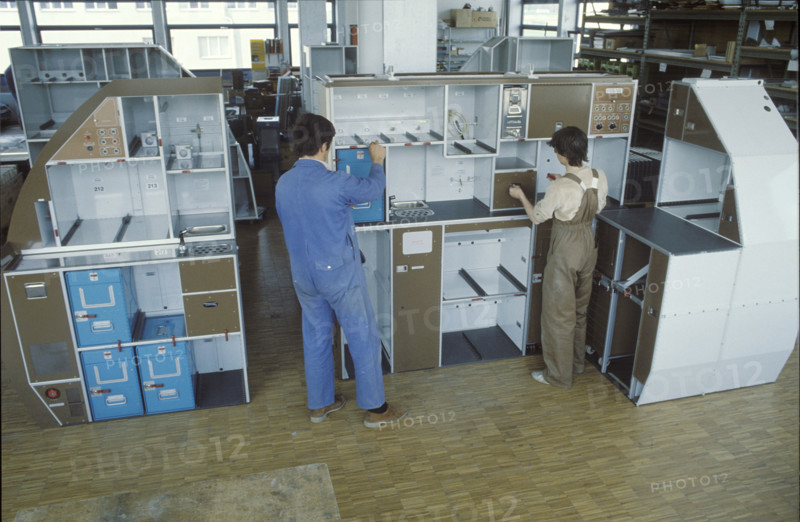 Production of on-board kitchen for DC9-81, 1982