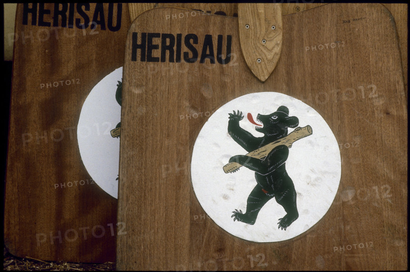 Hornussen festival 1988: decorated boards, board, bats, bat