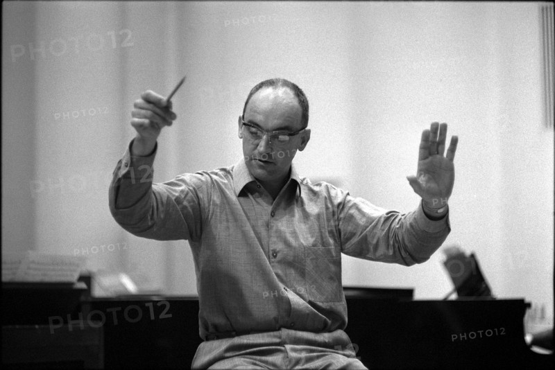 Hans Moeckel recording in the Beromünster studio, 1963