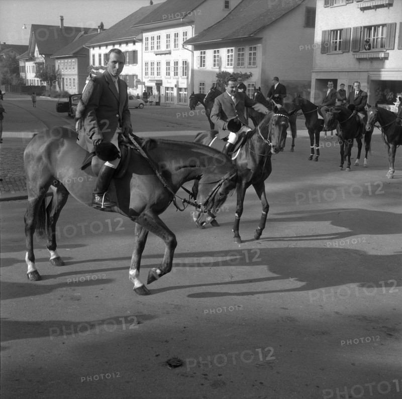 Autumnal hunting in Elgg, 1958