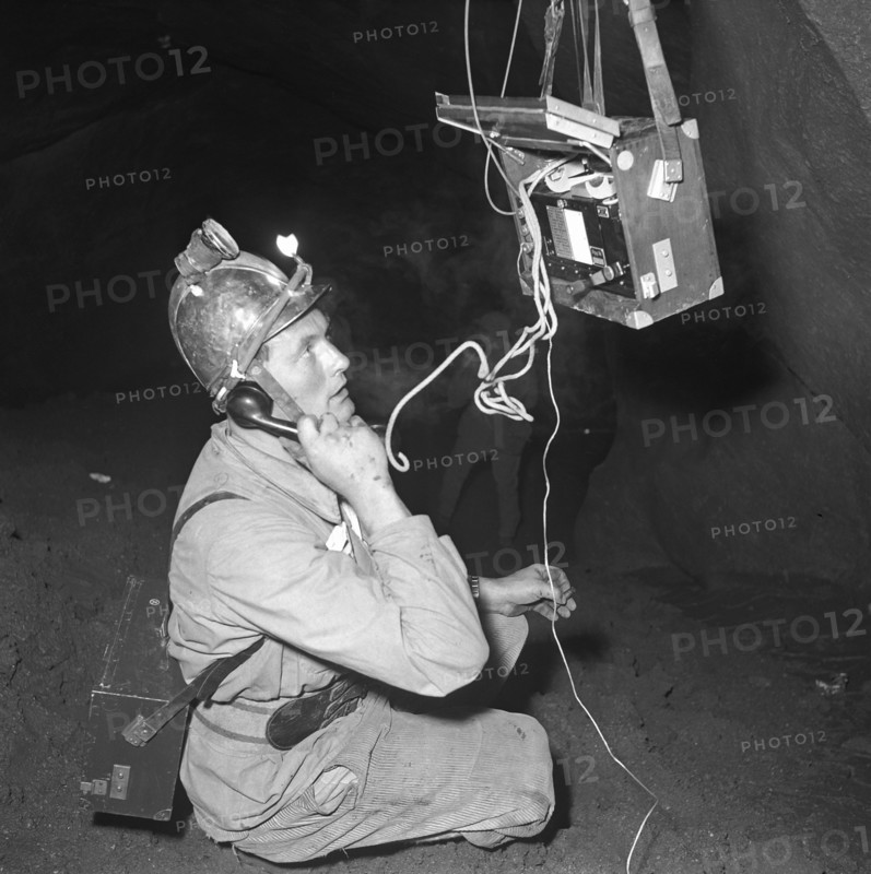Rescue operation to save the Hölloch grottos explorers, 1952